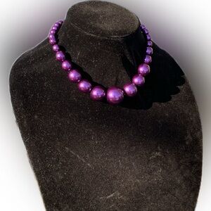 Tahari Elegant shining Purple Beaded Necklace chocker 20”